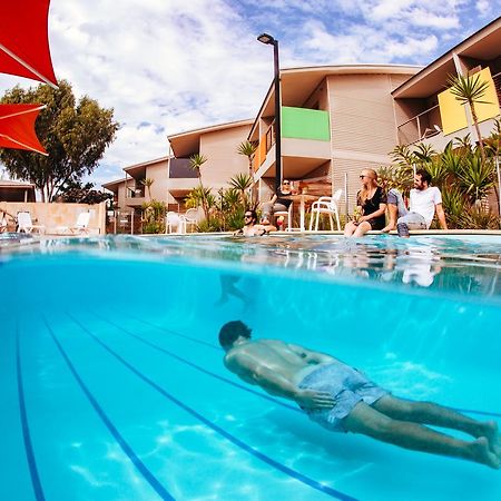 Onslow Beach Resort Luaran gambar