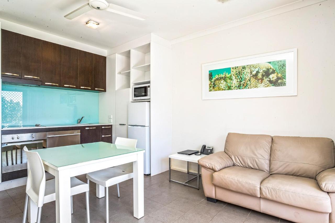 Onslow Beach Resort Luaran gambar