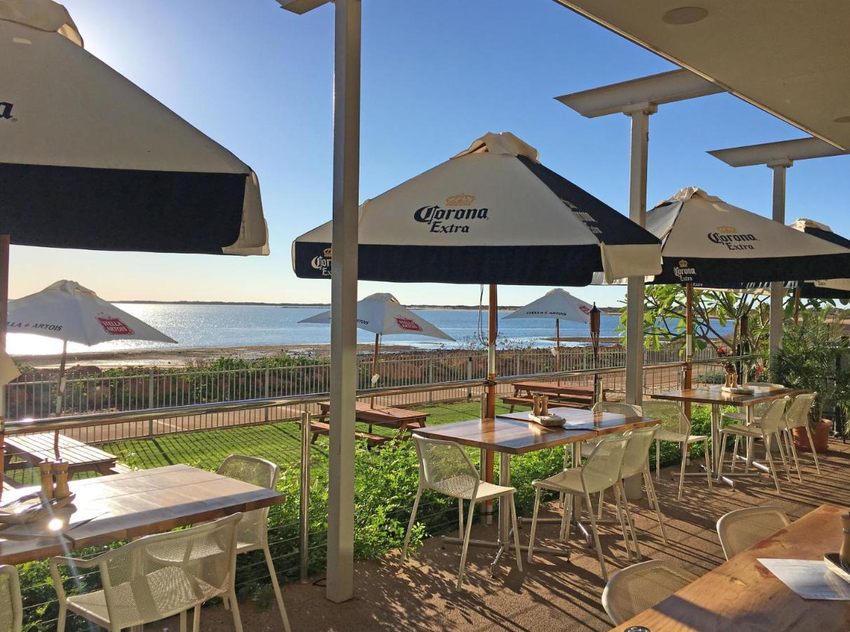 Onslow Beach Resort Luaran gambar